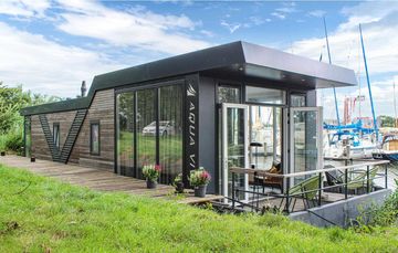 2018 Aquavive Houseboat 1500 Met Vaste Overneembare Ligplaats In Warns