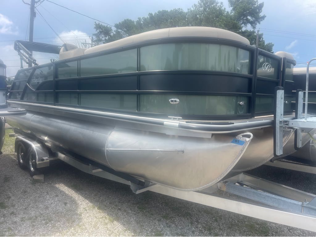 Bentley Pontoons Legacy 223 Swingback