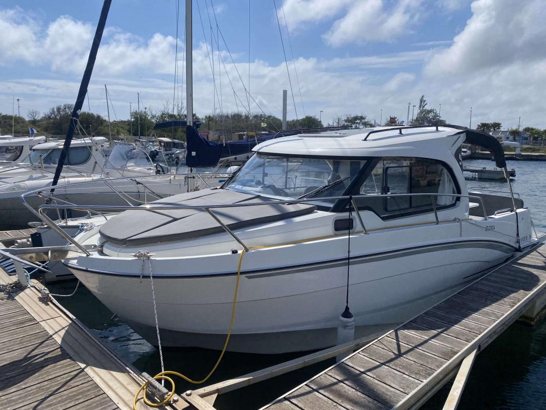 2023 Beneteau Antares 8 V2