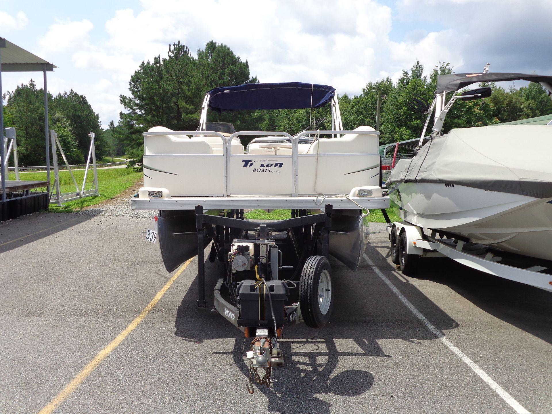 2006 Triton Summit Pontoon 200 Gold