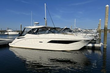 2023 Sea Ray 320 Sundancer