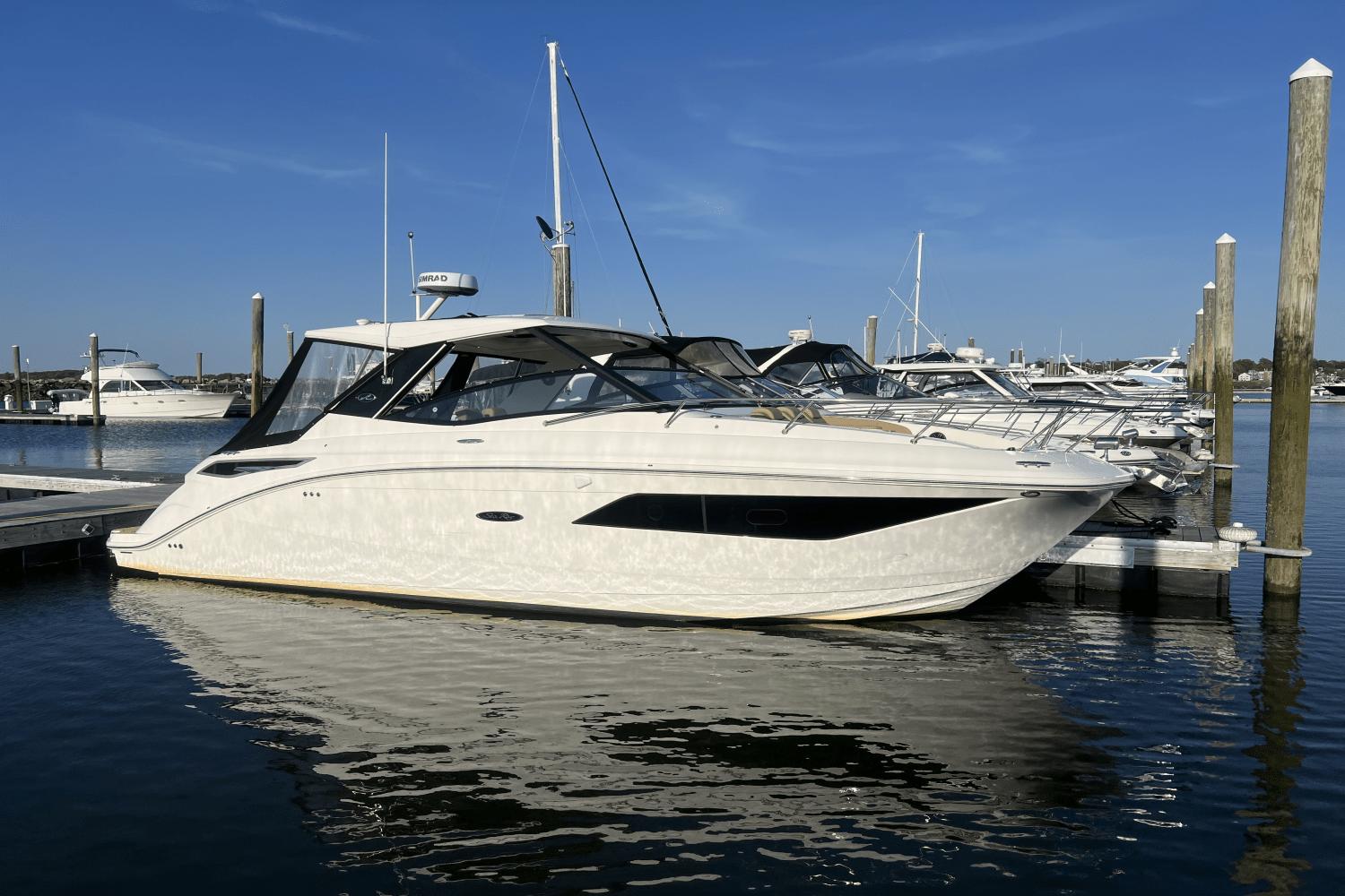 Sea Ray 320 Sundancer