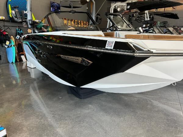 2024 Nautique Super Air Nautique G21