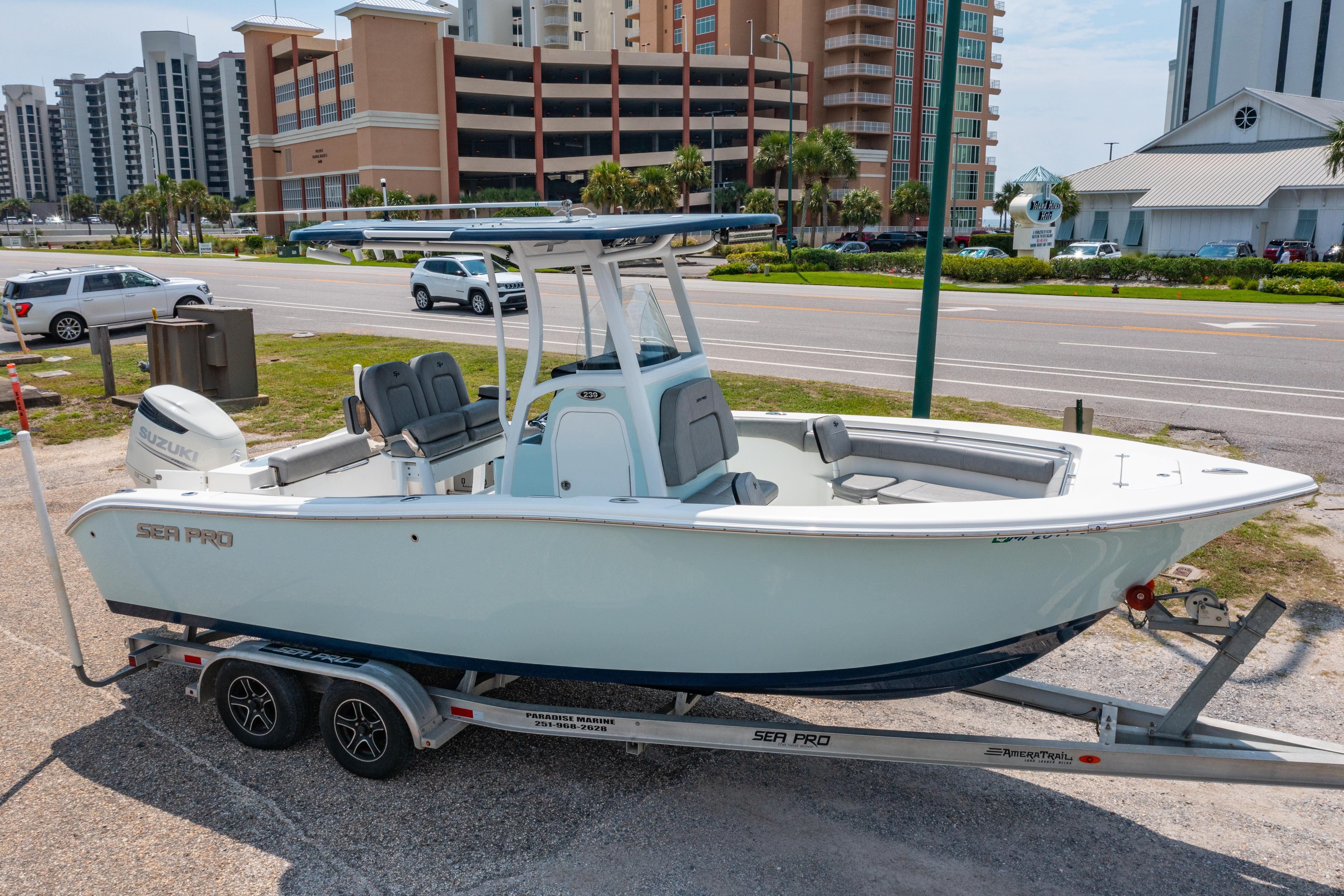 2021 Sea Pro 239 Center Console
