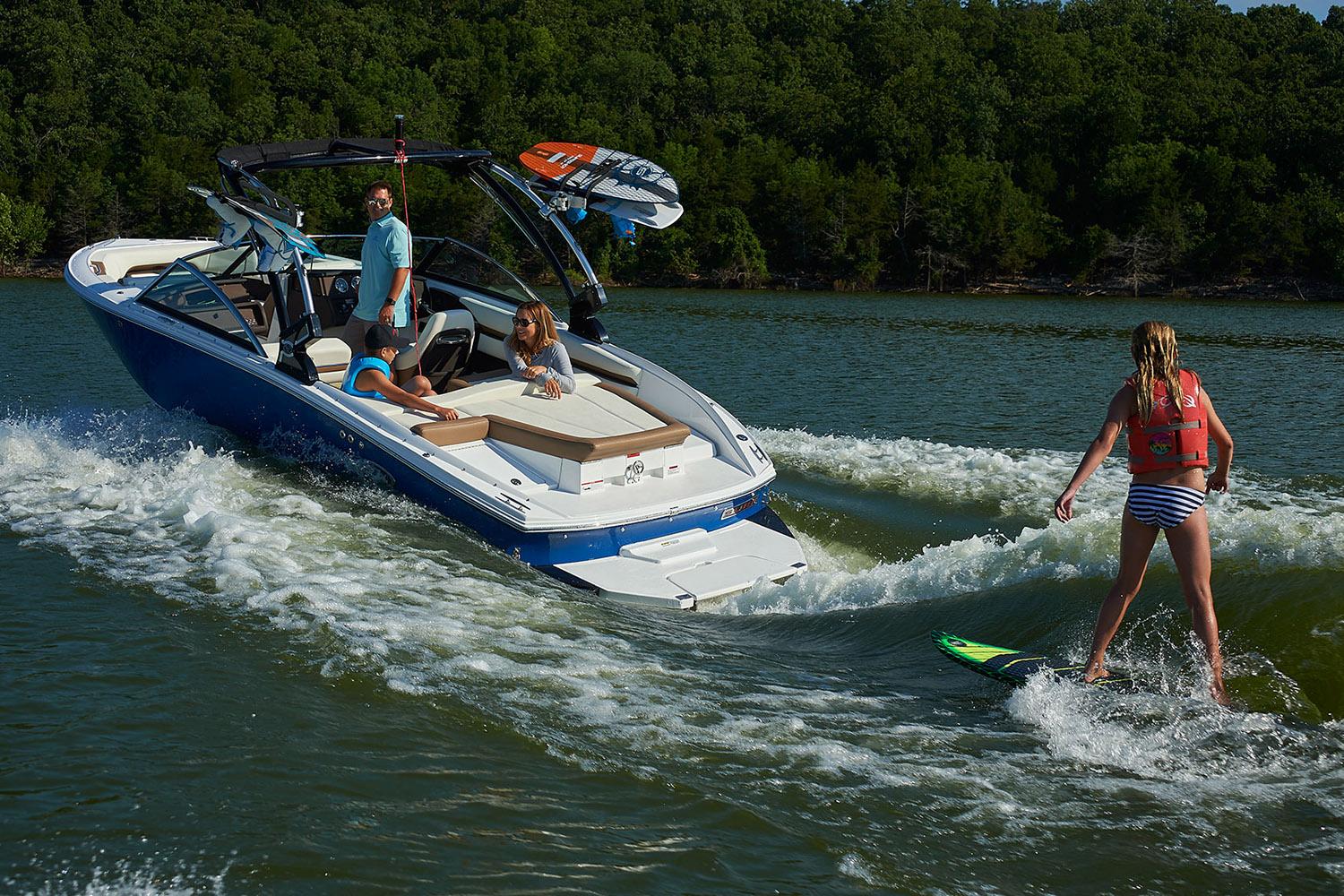 Cobalt Boat image