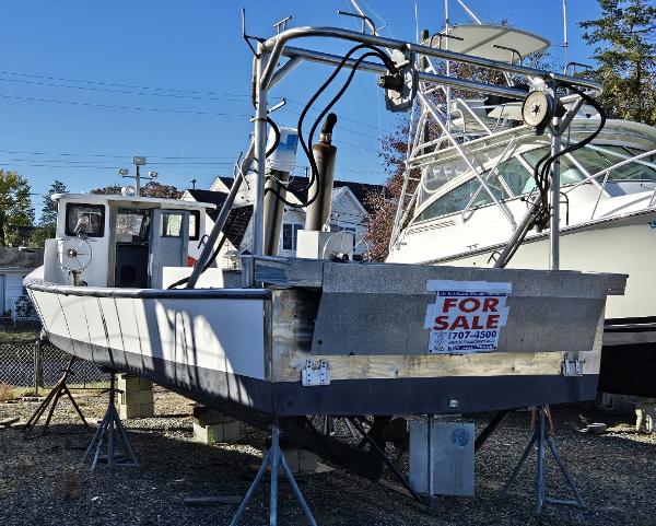 1985 Kinnamon pilot house chesapeake deadrise