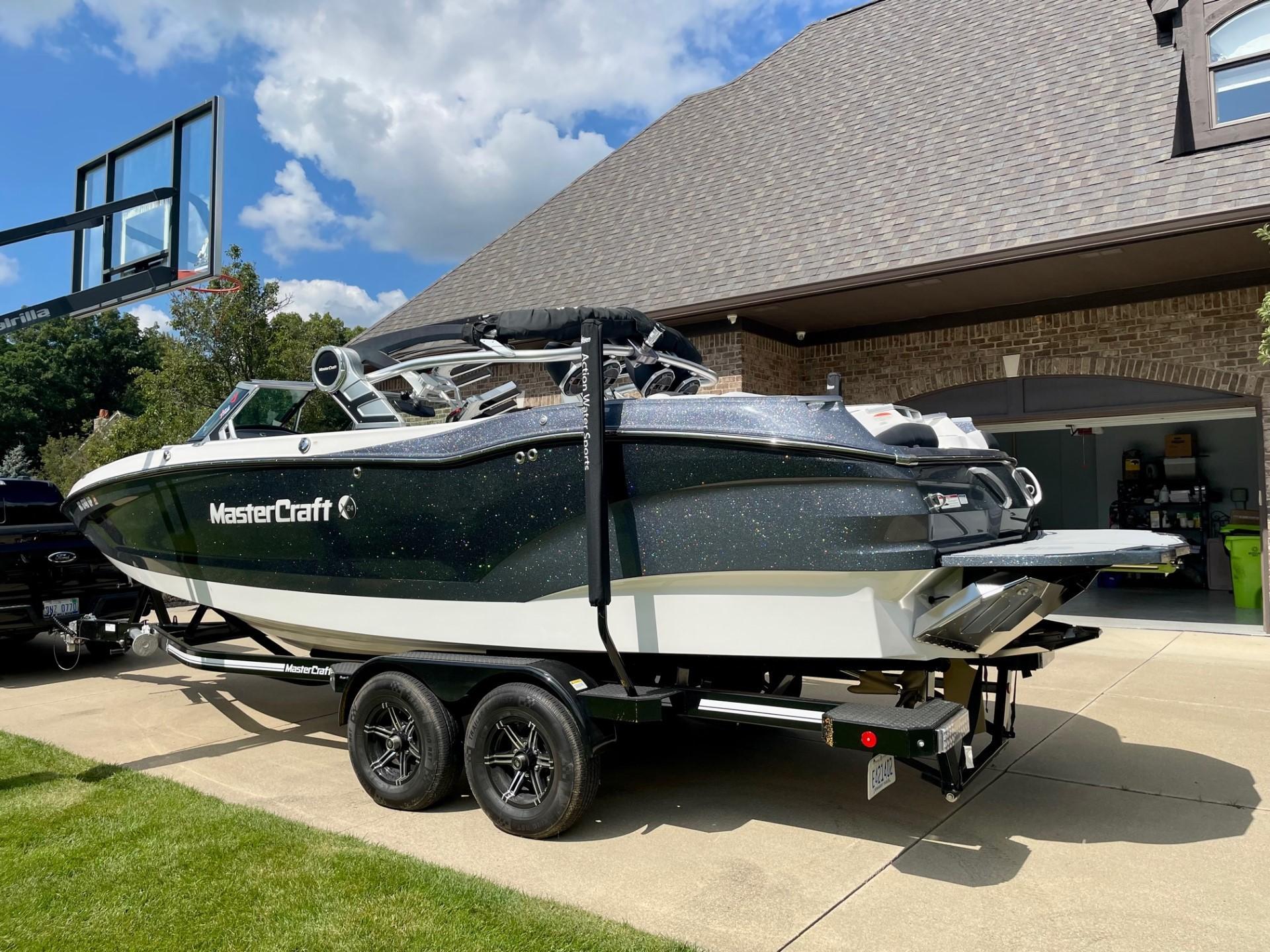 2021 MasterCraft X24