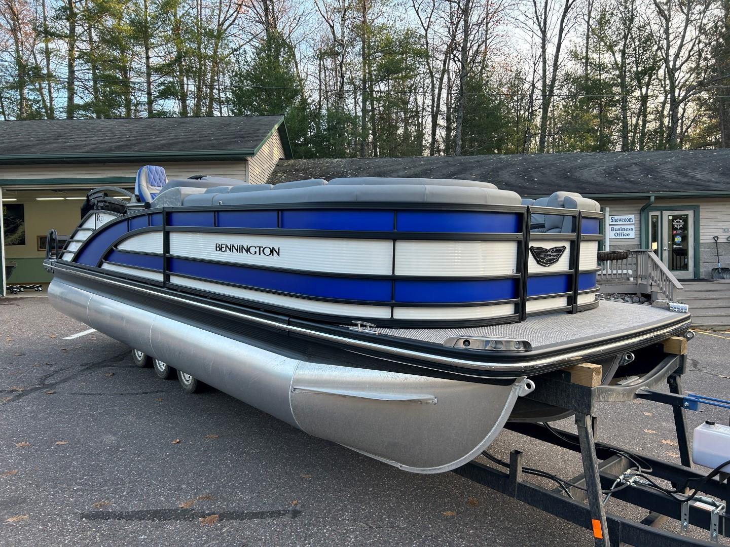 Bennington® Pontoons for Sale, Green Lake, WI