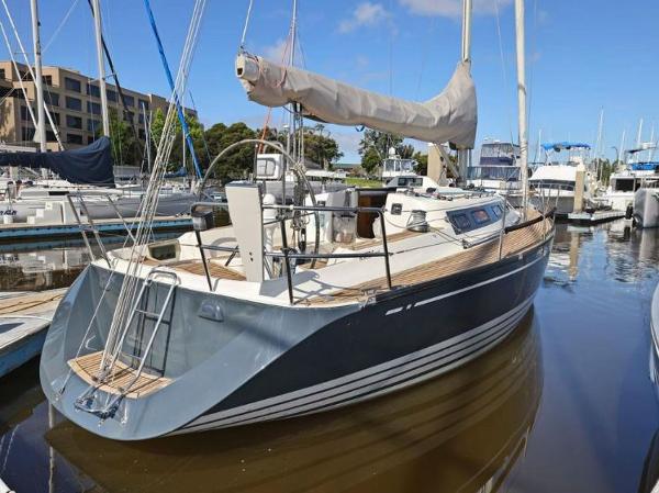 X-Yachts X-362 Sport 2000 X-Yachts X-362 Sport sailboat docked in marina, featuring sleek design and spacious deck.