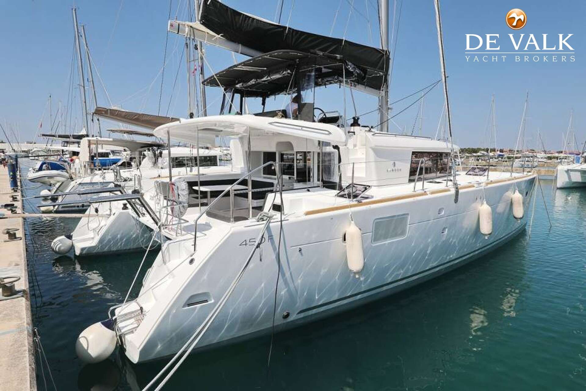 2019 Lagoon 450 Flybridge