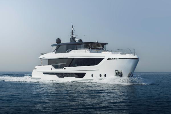 Majesty 111 Luxury Majesty 111 yacht cruising on open water, 2026 model.