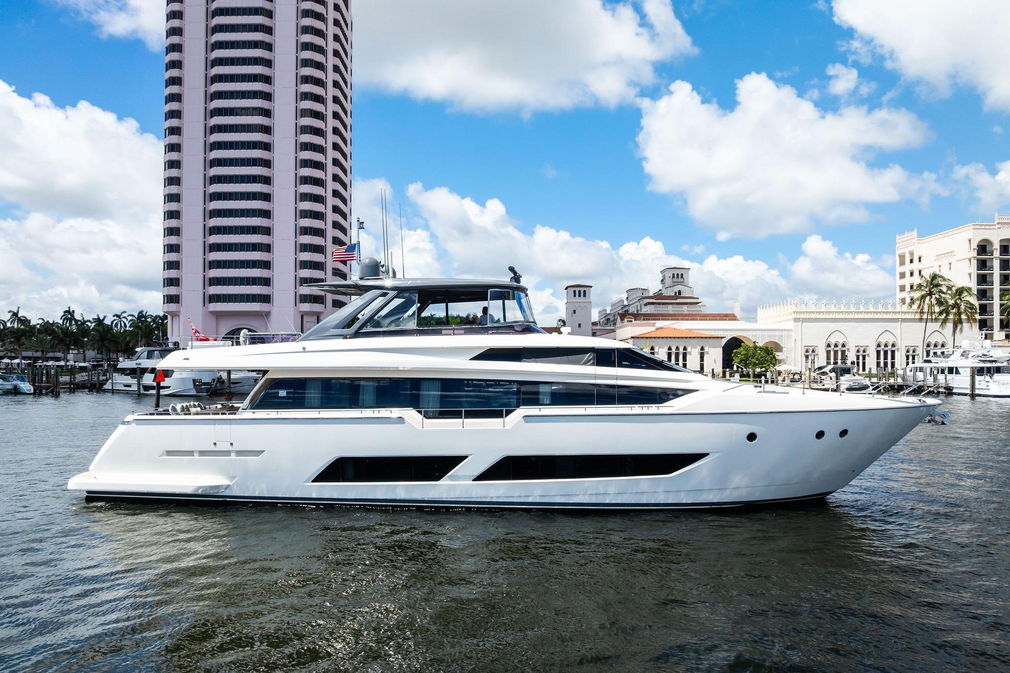 2018 Ferretti Yachts 850 Motoryacht