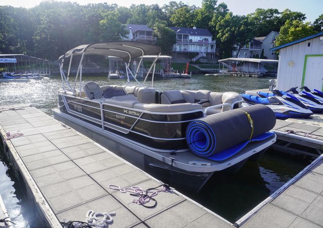 2018 G3 X3 25RC 150 TRITOON