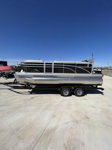 Bennington 198 SLJ