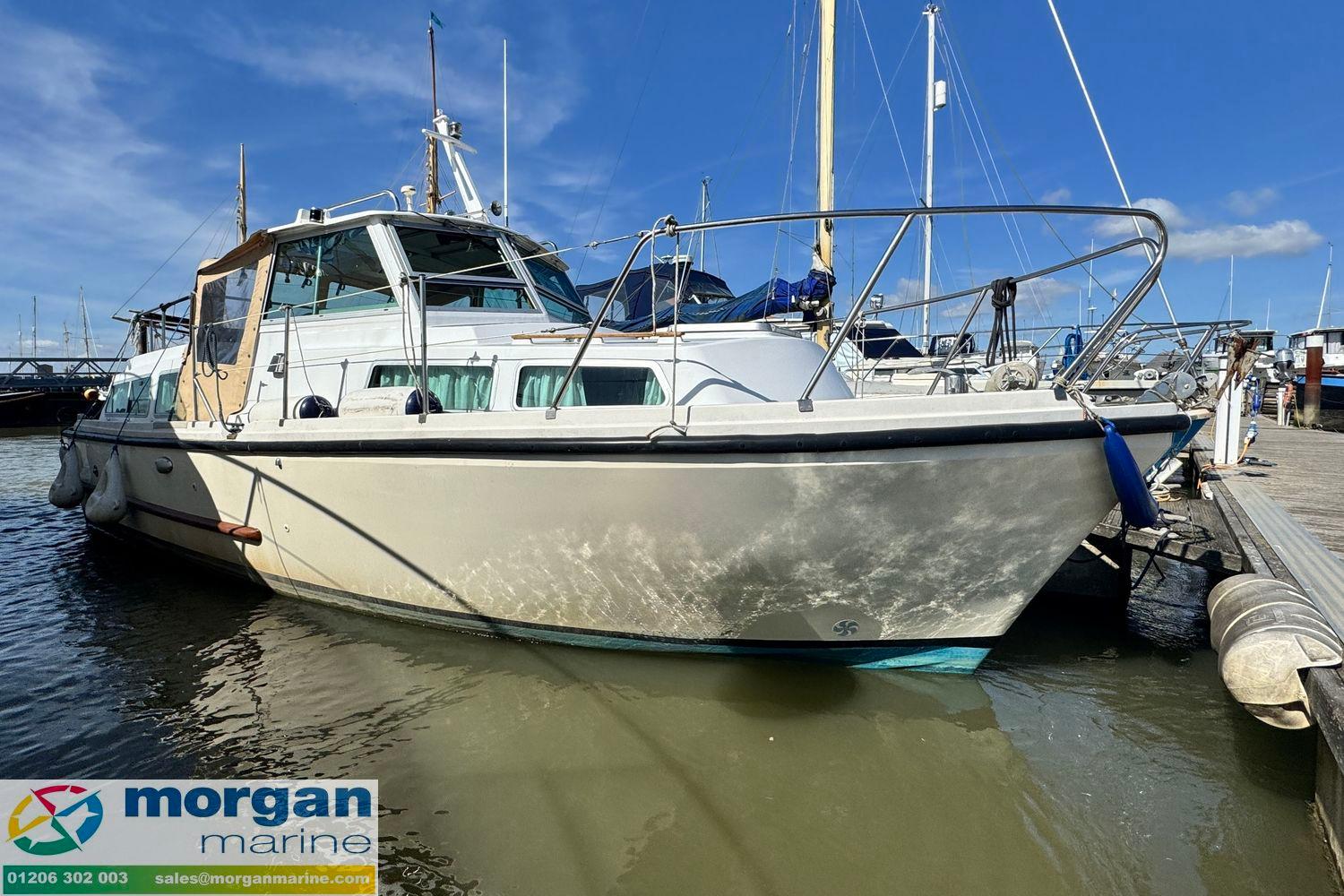 Aquastar 27 Aft Cabin