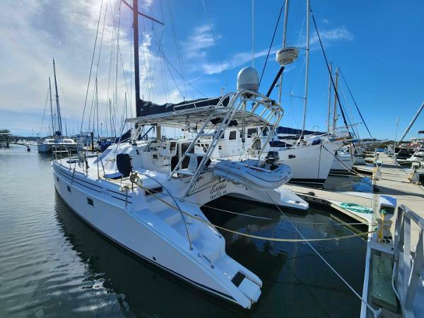 2000 Manta 42