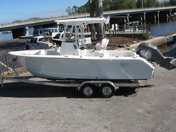 Sea Hunt Ultra 225 boats for sale - boats.com