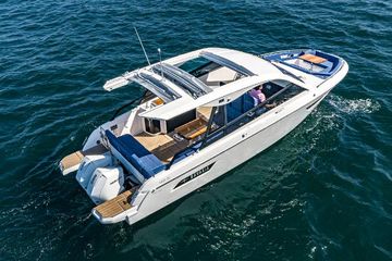 2024 Bavaria Vida 33