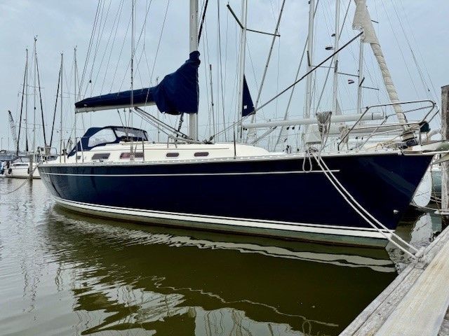 Hanse 371 Kielmidzwaard