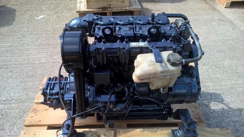 Lister LPW4 Marine Diesel Engine Breaking For Spares LPW4 1988 Lister LPW4 Marine Diesel Engine on wooden pallet for spares.