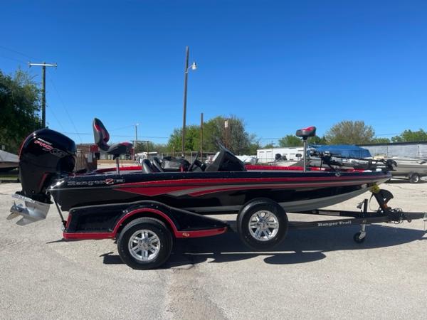 Ranger Z518 Ranger Cup Equipped 2023 Ranger Z518 Ranger Cup Equipped boat on trailer in outdoor setting.