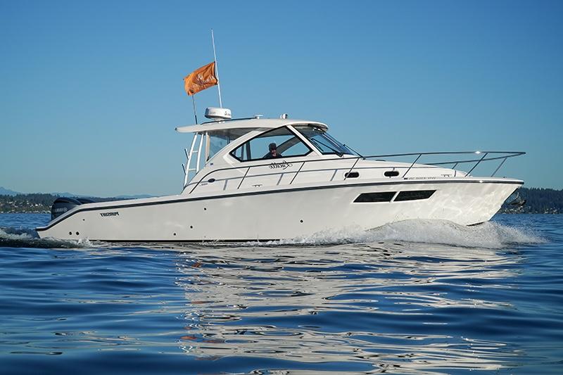 2018 Pursuit OS 355 Offshore