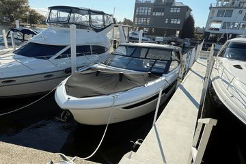 2020 Cruisers Yachts 38 GLS