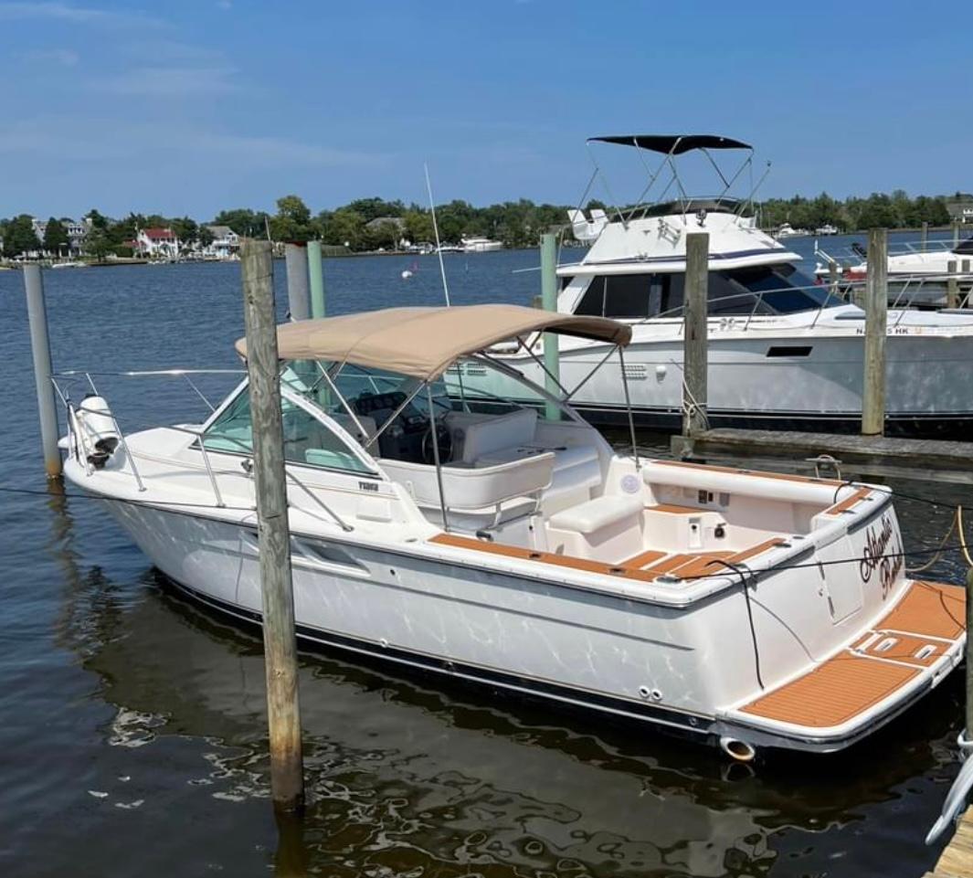 2001 Tiara Yachts Coronet