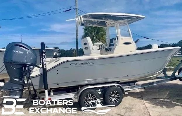 2024 Cobia 240 Center Console