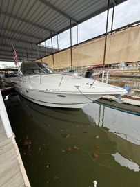 2005 Cruisers Yachts 340 Express