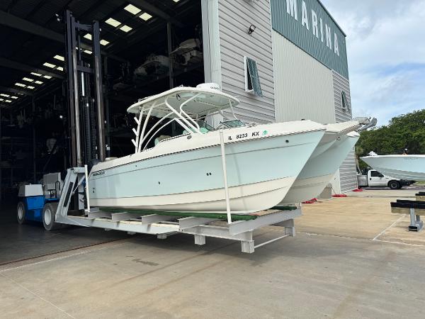 2018 World Cat Glacier Bay Edition 2740 Dual Console