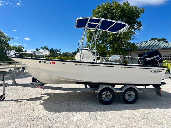 2013 Boston Whaler Montauk