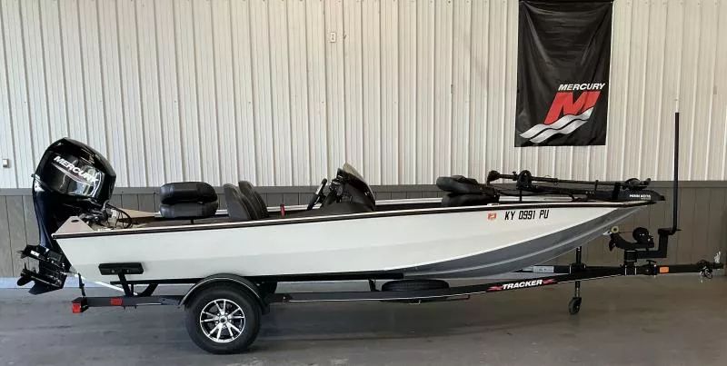 2023 Tracker Pro Team 175