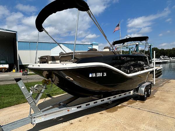 2020 Bayliner Element XR7