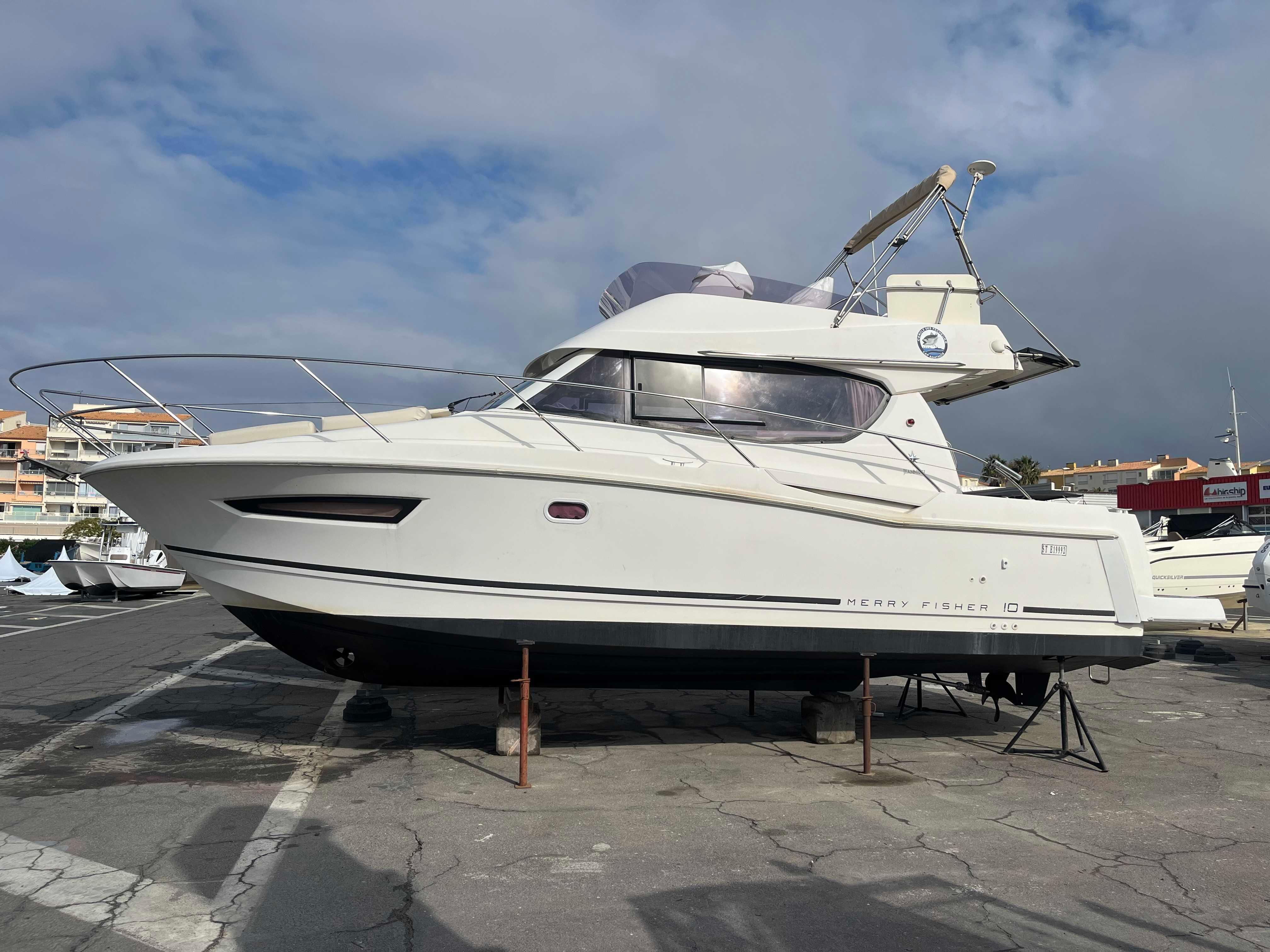 Jeanneau Merry Fisher 10