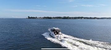 2023 Jeanneau NC Weekender 1095