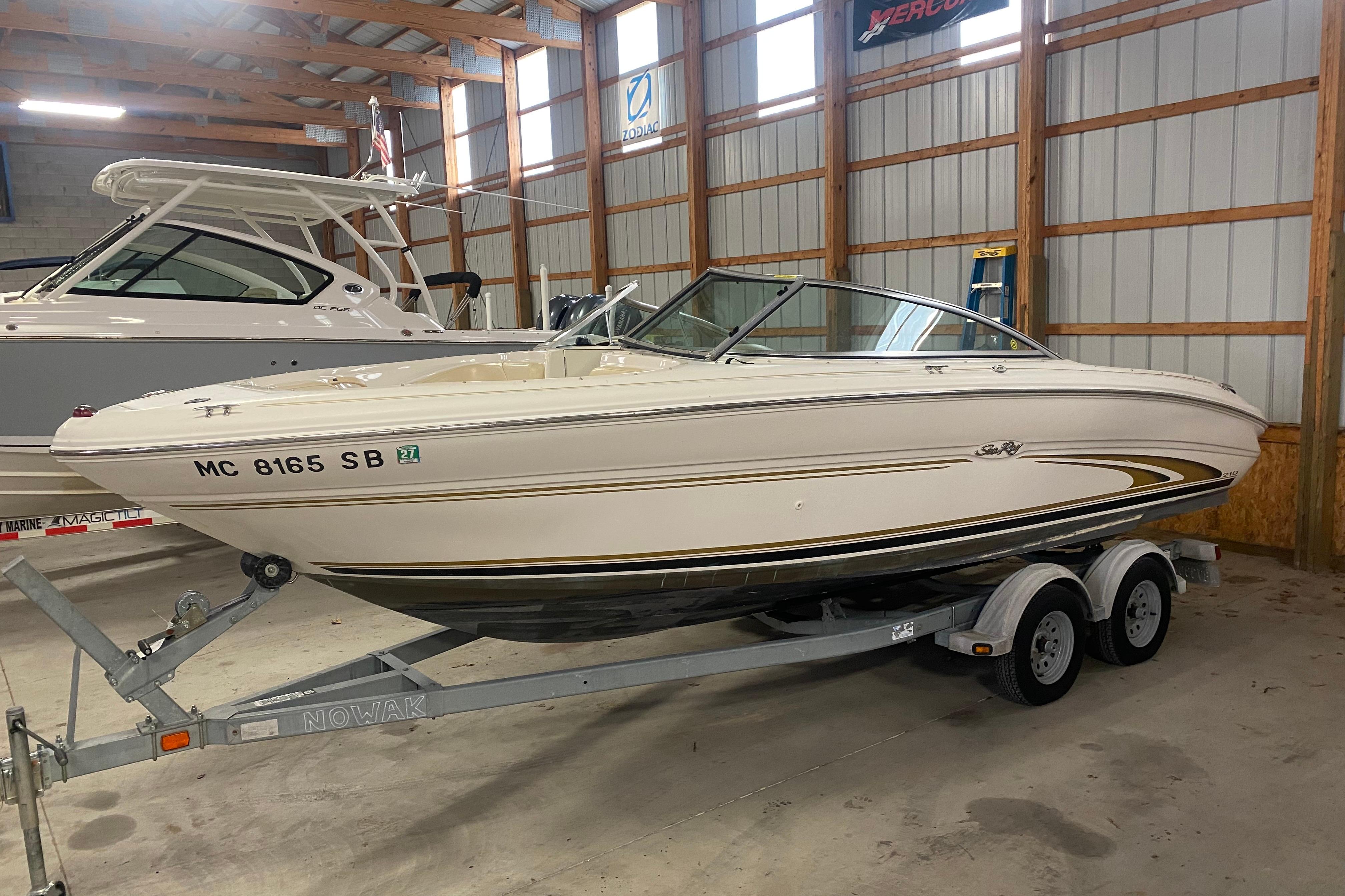 2000 Sea Ray 210 Bow Rider