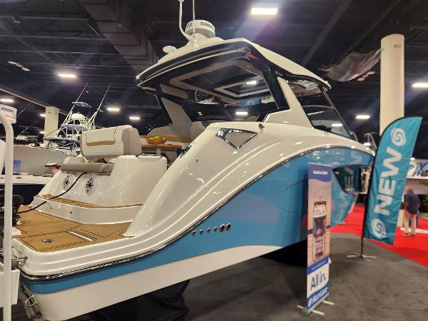 2025 Hurricane 3200