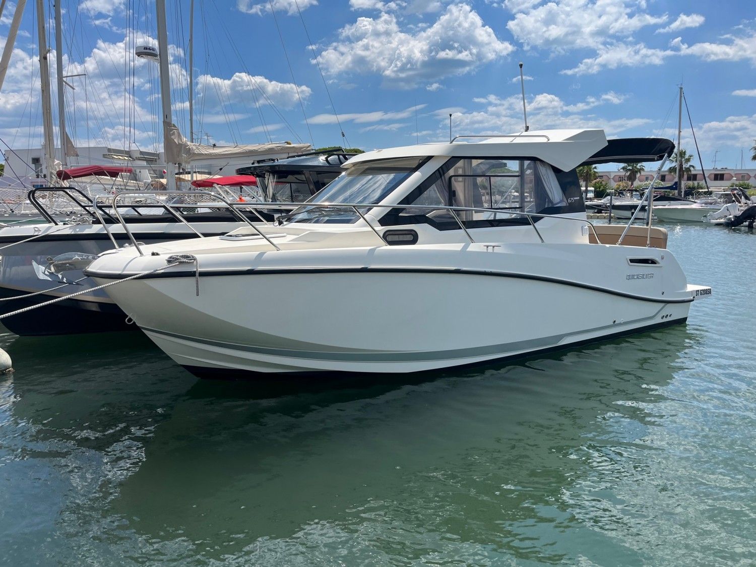 2021 Quicksilver Activ 675 Weekend
