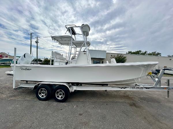 Pair Customs 24 Center Console MV