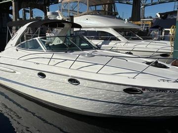 2005 Maxum 3300 SE