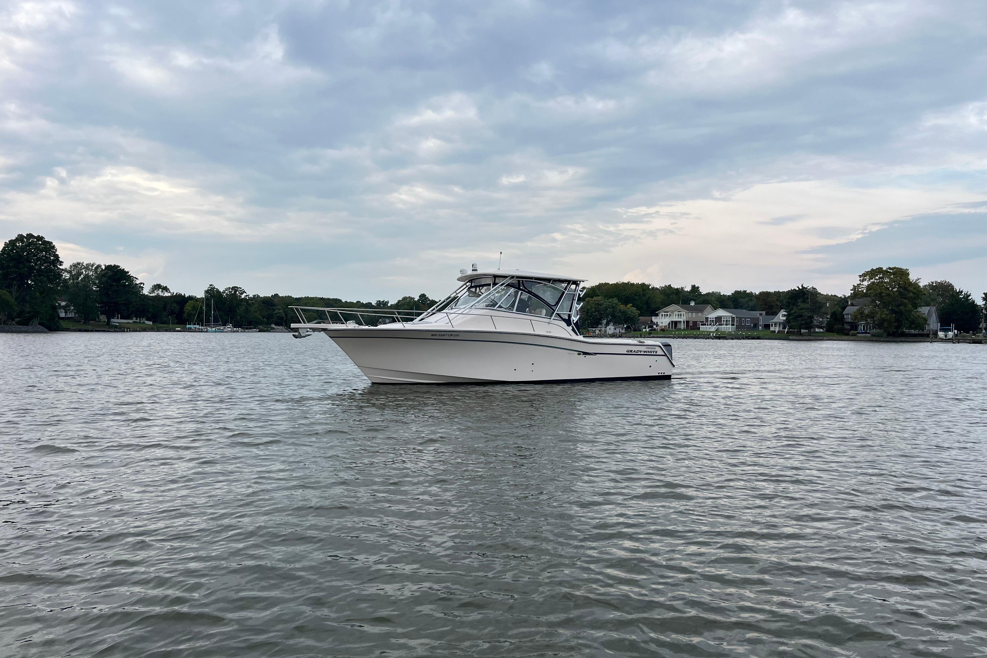 2013 Grady-White Express 330