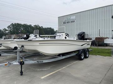 2023 Mako Pro Skiff 19 CC