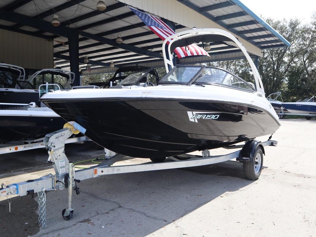 Yamaha Boats AR190