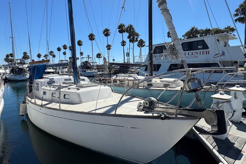 1969 CAL Cruising 36