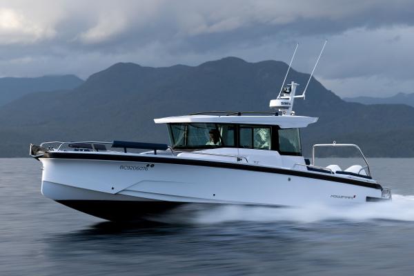 2025 Axopar 29XC Cross Cabin - Bench Seat