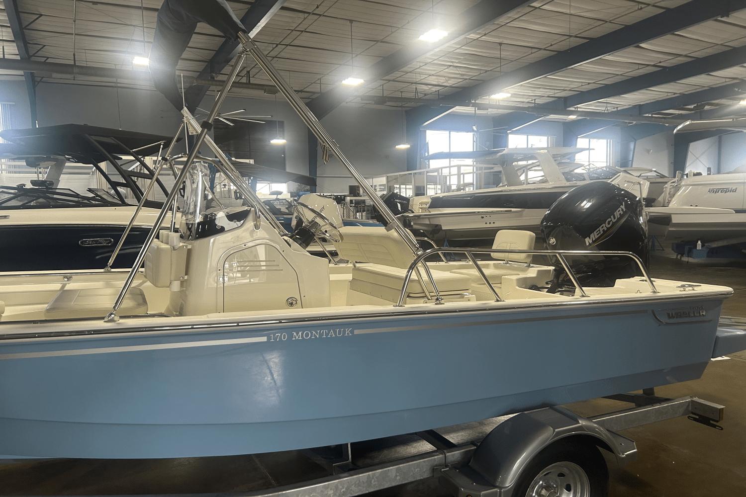 2025 Boston Whaler 170 Montauk