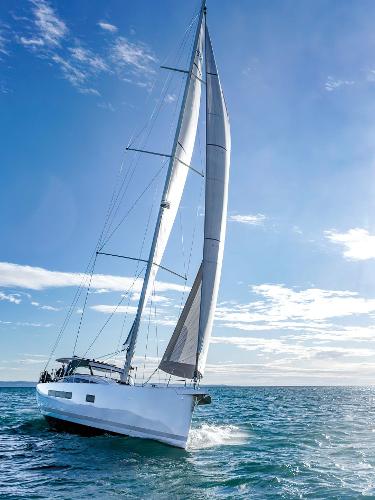 2023 Jeanneau 65 Yacht