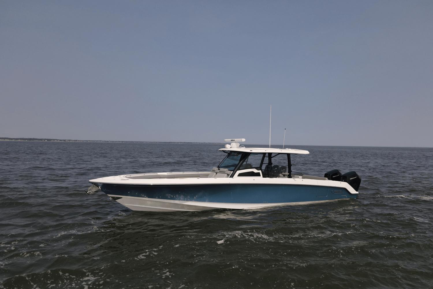 Boston Whaler 380 Outrage