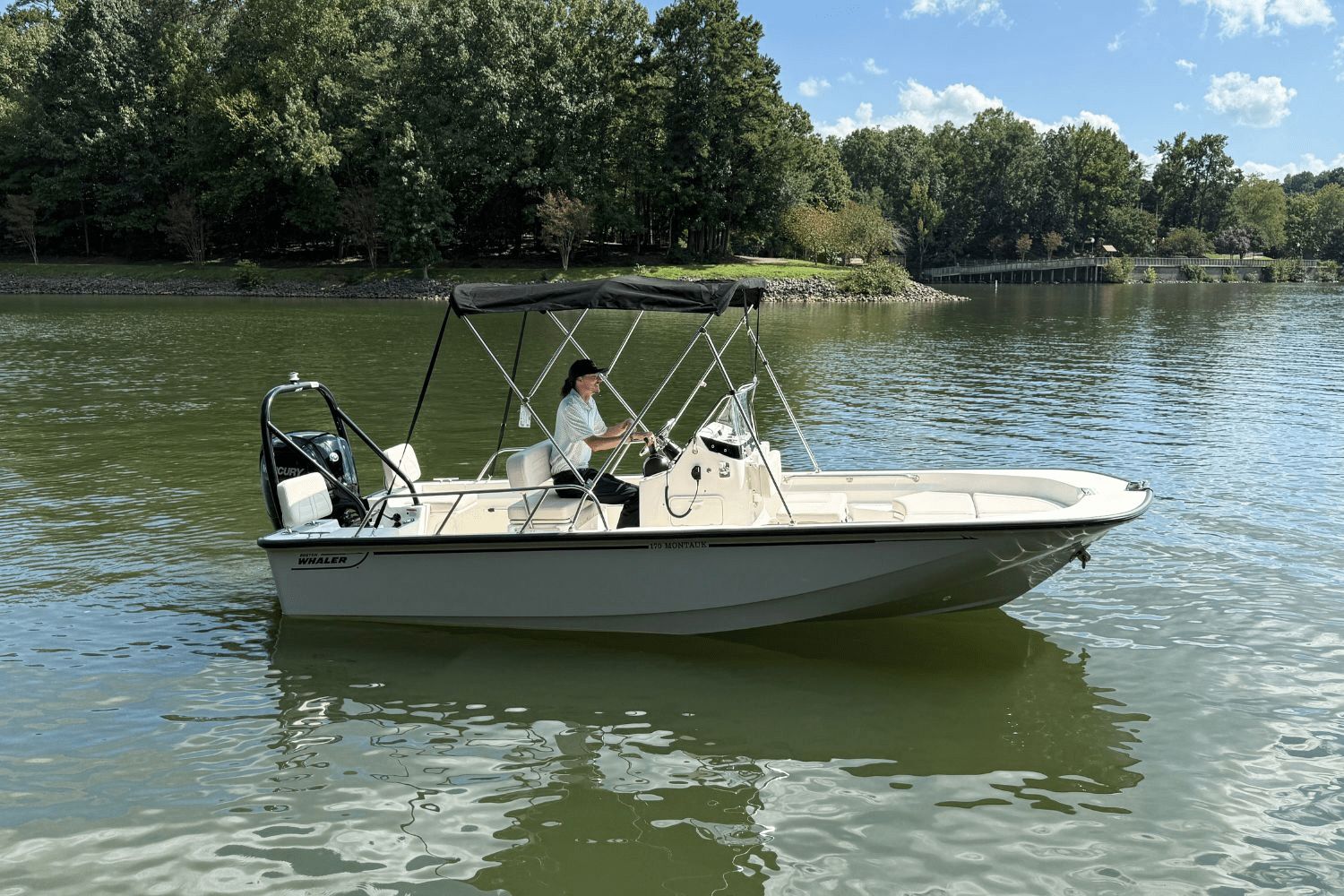 Boston Whaler 170 Montauk